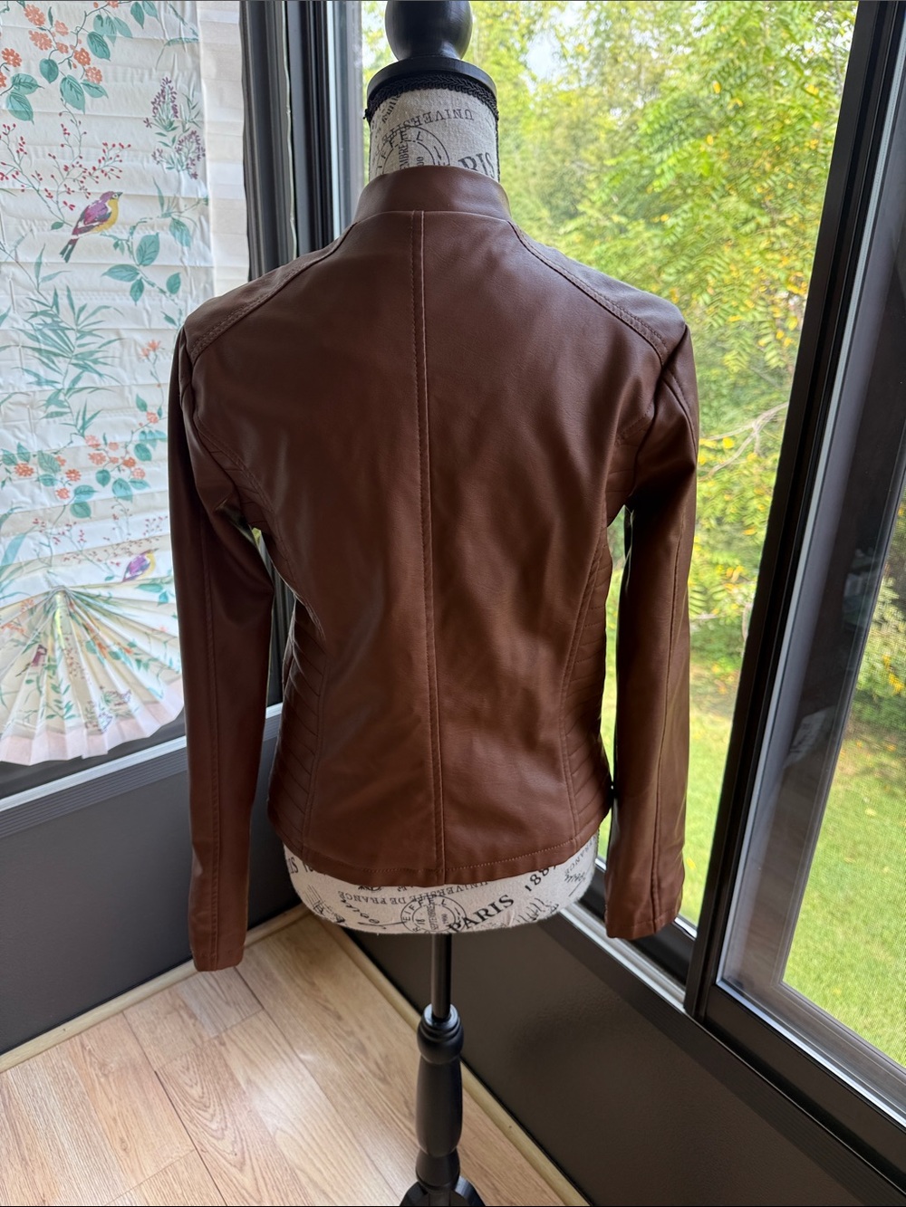 “NEW LOOK” POLYURETHANE.\RAYON\POLYESTER JACKET SIZS S - Picture 3 of 10